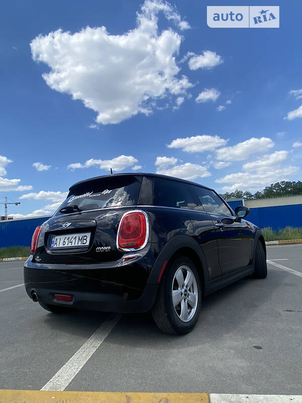 Хэтчбек MINI Hatch 2016 в Ирпене