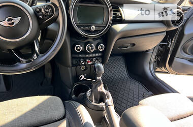 Хэтчбек MINI Hatch 2016 в Ирпене