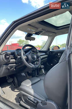 Хетчбек MINI Hatch 2019 в 