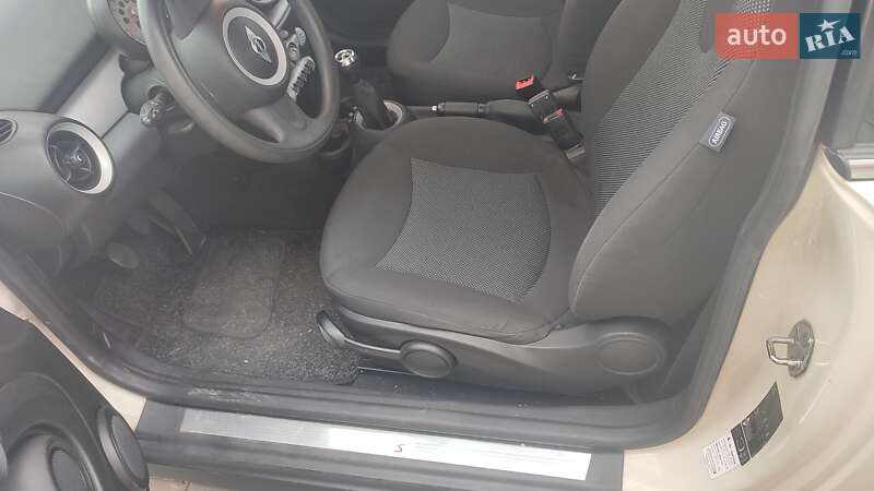 Купе MINI Hatch 2009 в Шацьку фото 6 Купе MINI Hatch 2009 в Шацьку