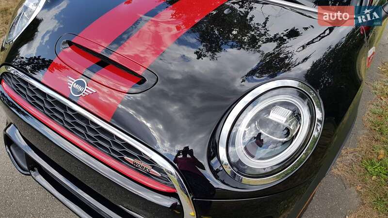 Хетчбек MINI Hatch 2018 в Києві