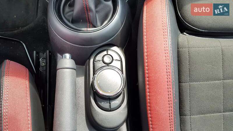 Хетчбек MINI Hatch 2018 в Києві