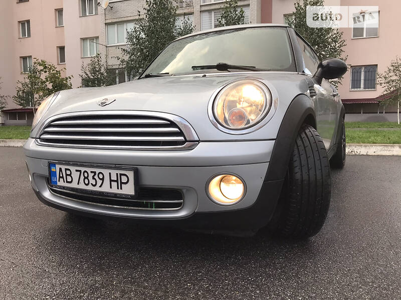 Хэтчбек MINI Hatch 2007 в 