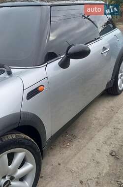 Купе MINI Hatch 2004 в Подільську