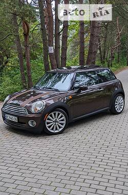 Хэтчбек MINI Hatch 2010 в Львове