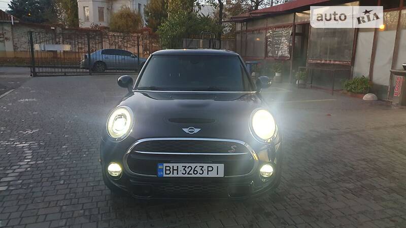 Хэтчбек MINI Hatch 2014 в Одессе