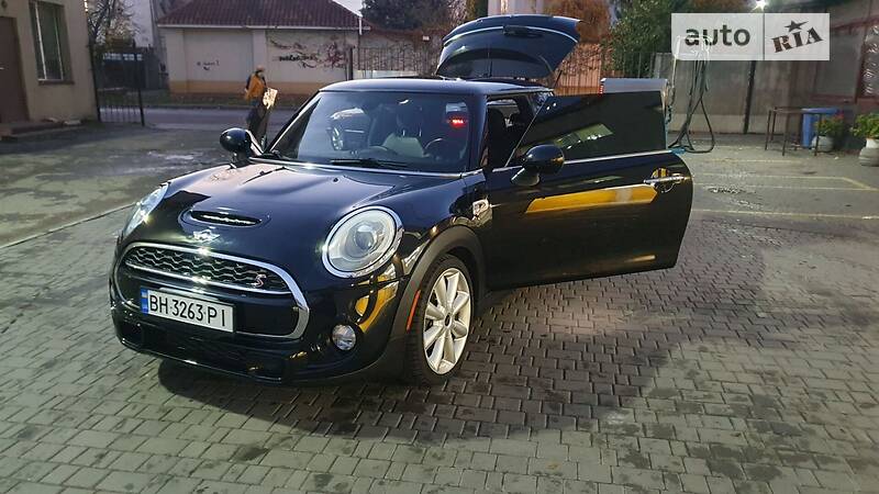 Хэтчбек MINI Hatch 2014 в Одессе
