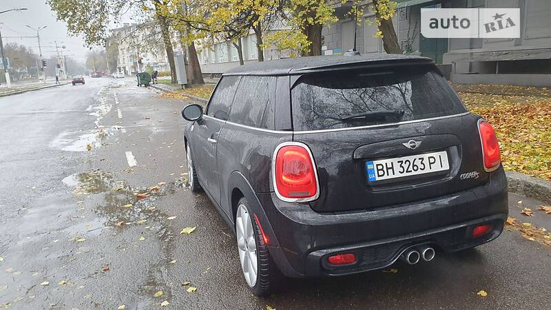 Хэтчбек MINI Hatch 2014 в Одессе
