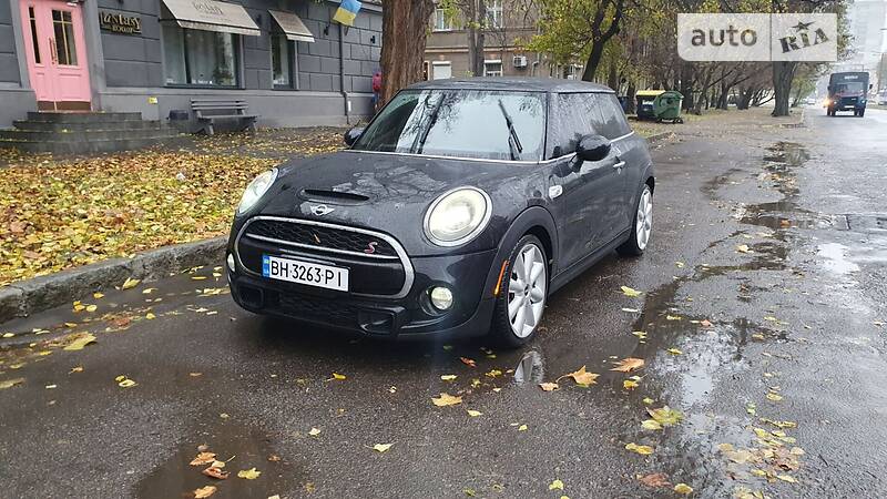 Хэтчбек MINI Hatch 2014 в Одессе