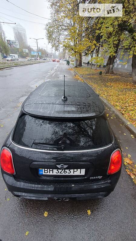 Хэтчбек MINI Hatch 2014 в Одессе
