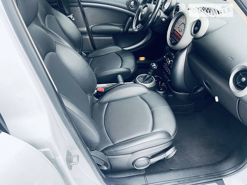 Хэтчбек MINI Hatch 2012 в Киеве фото 20 Хэтчбек MINI Hatch 2012 в Киеве