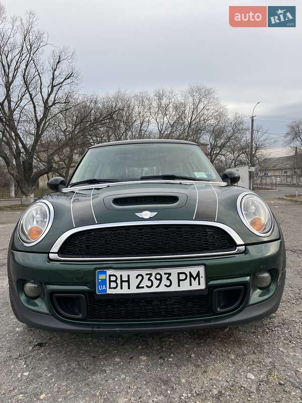 Хетчбек MINI Hatch 2011 в Білгороді-Дністровському