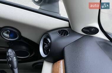 Хетчбек MINI Hatch 2011 в 