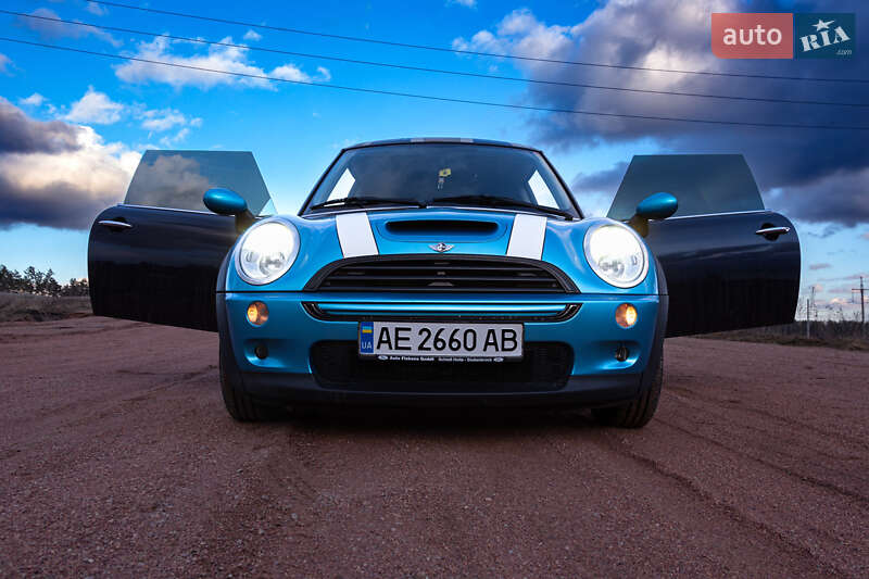 Хетчбек MINI Hatch 2006 в Житомирі