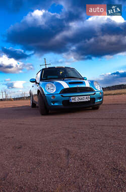Хэтчбек MINI Hatch 2006 в 