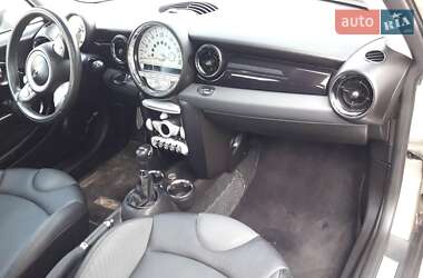 Хэтчбек MINI Hatch 2008 в Черновцах