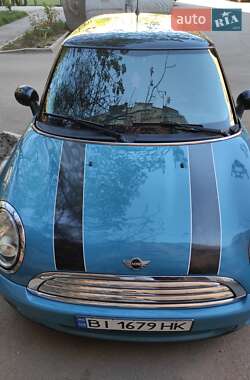 Седан MINI Hatch 2009 в Полтаві