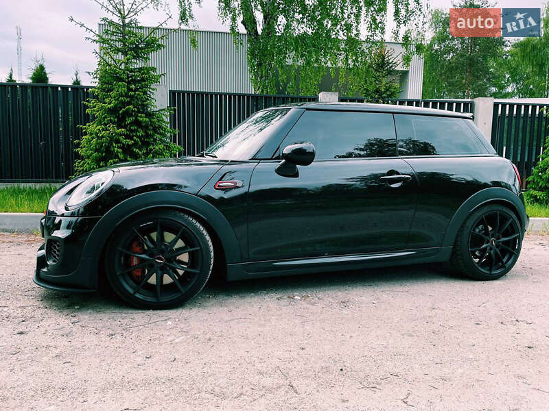 Хетчбек MINI Hatch 2017 в Києві фото 2 Хетчбек MINI Hatch 2017 в Києві