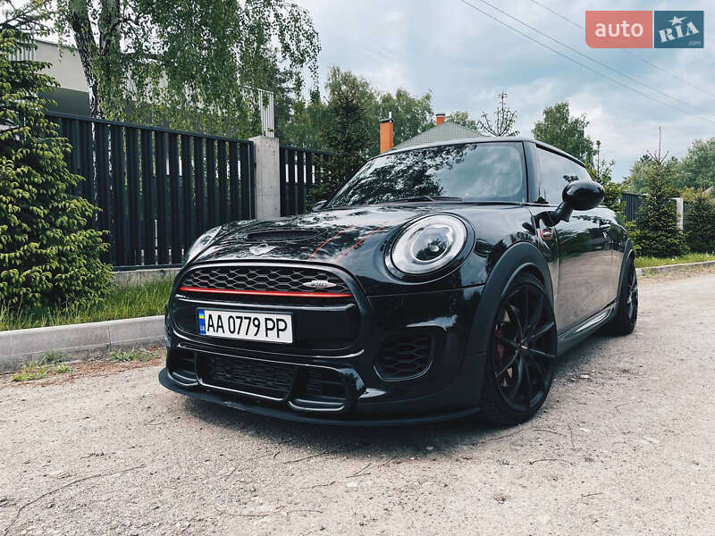 Хетчбек MINI Hatch 2017 в Києві фото 5 Хетчбек MINI Hatch 2017 в Києві
