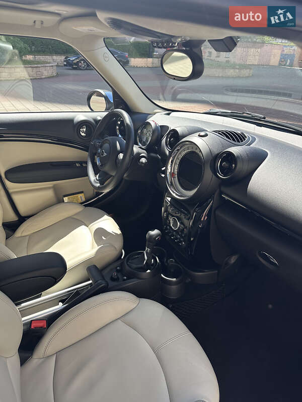 Хетчбек MINI Hatch 2013 в Києві