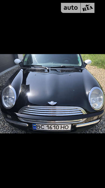Купе MINI Hatch 2001 в Снятині