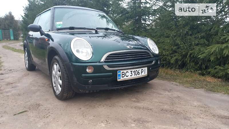 Хэтчбек MINI Hatch 2003 в Львове