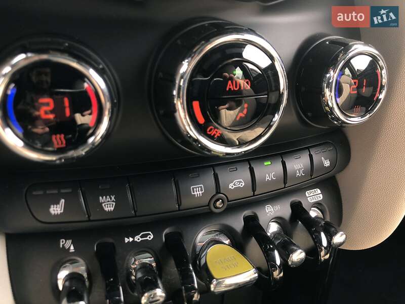 Купе MINI Hatch 2021 в Киеве