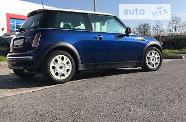 Хэтчбек MINI Hatch 2003 в Ужгороде