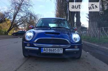 Хэтчбек MINI Hatch 2003 в Ужгороде