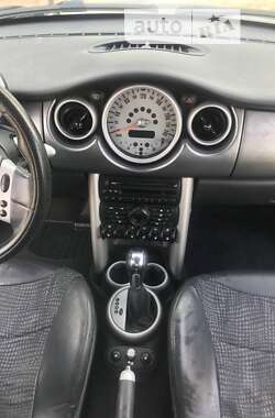 Хэтчбек MINI Hatch 2003 в Ужгороде