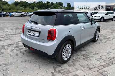 Хетчбек MINI Hatch 2014 в 