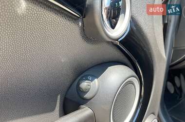 Седан MINI Hatch 2011 в Каменском