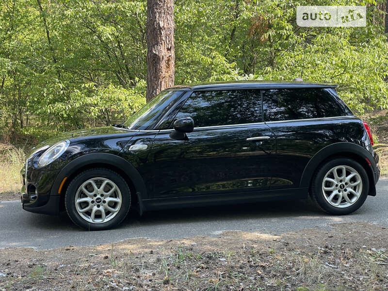 Седан MINI Hatch 2015 в Києві