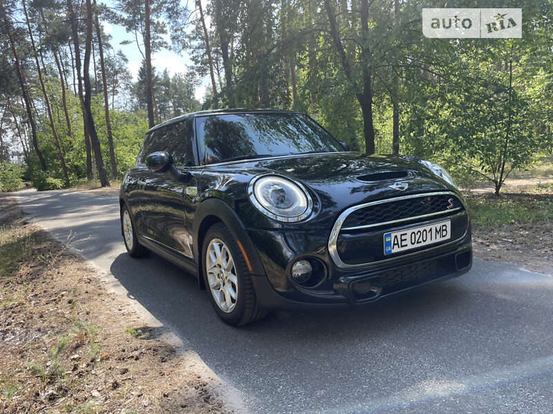 Седан MINI Hatch 2015 в Києві