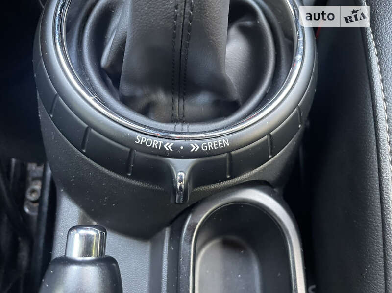Седан MINI Hatch 2015 в Києві