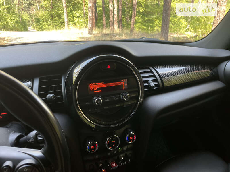 Седан MINI Hatch 2015 в Києві