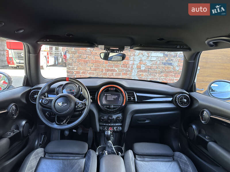 Хетчбек MINI Hatch 2015 в Рівному
