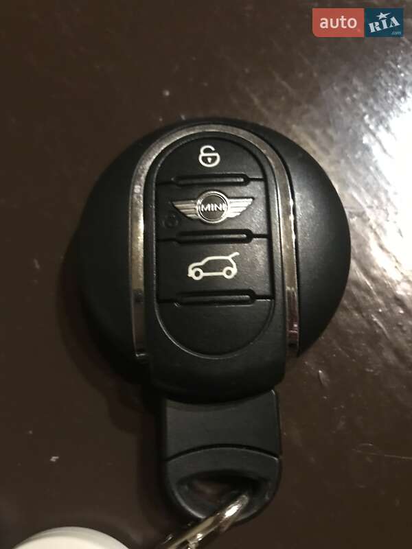 Хэтчбек MINI Hatch 2015 в 