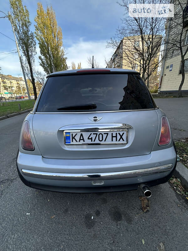 Хэтчбек MINI Hatch 2004 в Киеве
