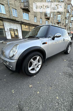 Хэтчбек MINI Hatch 2004 в Киеве фото 7 Хэтчбек MINI Hatch 2004 в Киеве