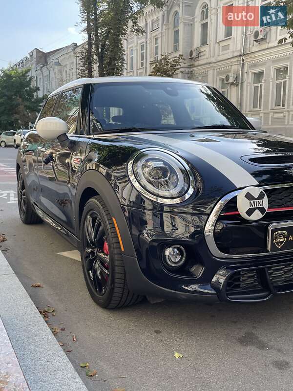 MINI Hatch 2019