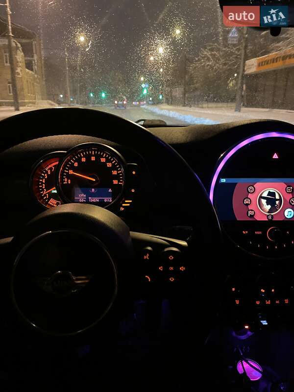 Хэтчбек MINI Hatch 2015 в 