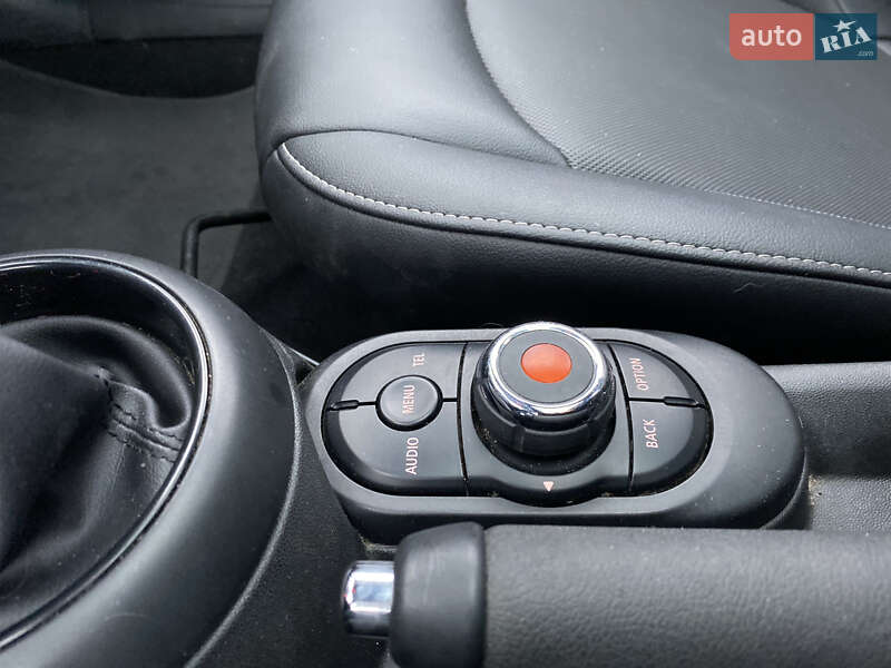 Хетчбек MINI Hatch 2017 в Львові