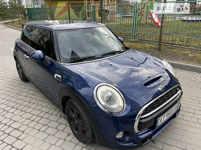 Хетчбек MINI Hatch 2014 в Івано-Франківську