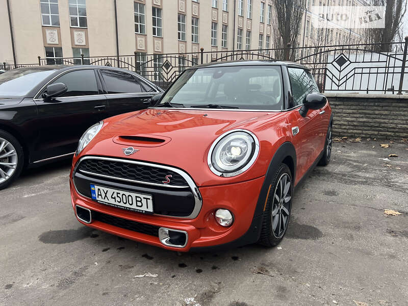MINI Hatch 2018