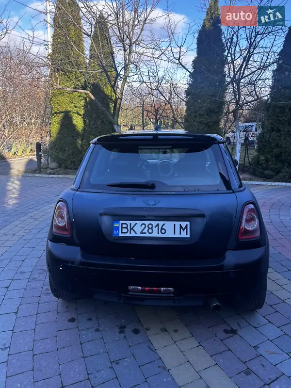 Хэтчбек MINI Hatch 2012 в 