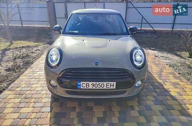 Хэтчбек MINI Hatch 2019 в Пирятине