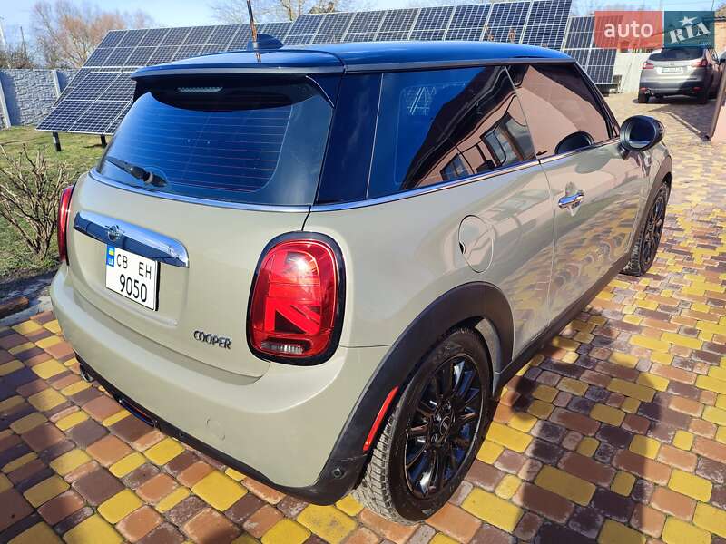 Хетчбек MINI Hatch 2019 в Пирятині
