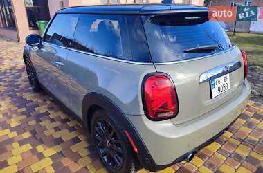 Хэтчбек MINI Hatch 2019 в Пирятине