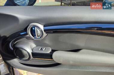 Хэтчбек MINI Hatch 2019 в Пирятине